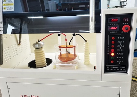 電壓擊穿試驗(yàn)儀